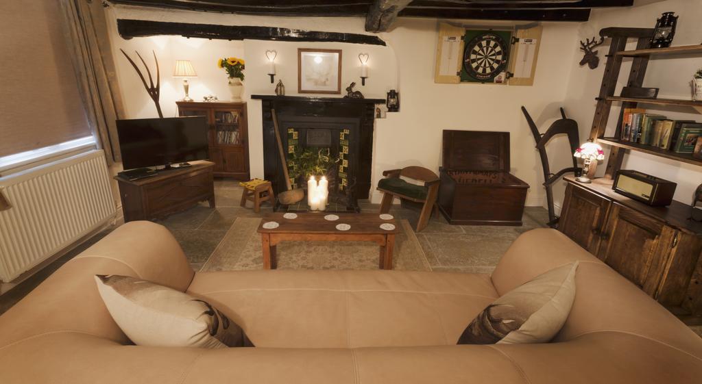 Blue Bell Cottage Оллертон Номер фото